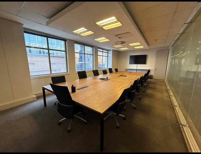 551M² OFFICE TO LET IN ROSEBANK